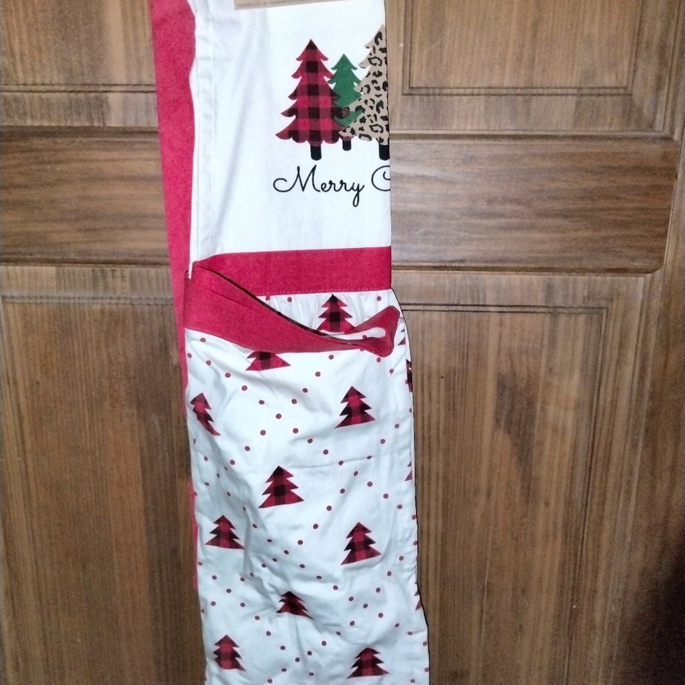 New Christmas apron - Picture 3 of 3